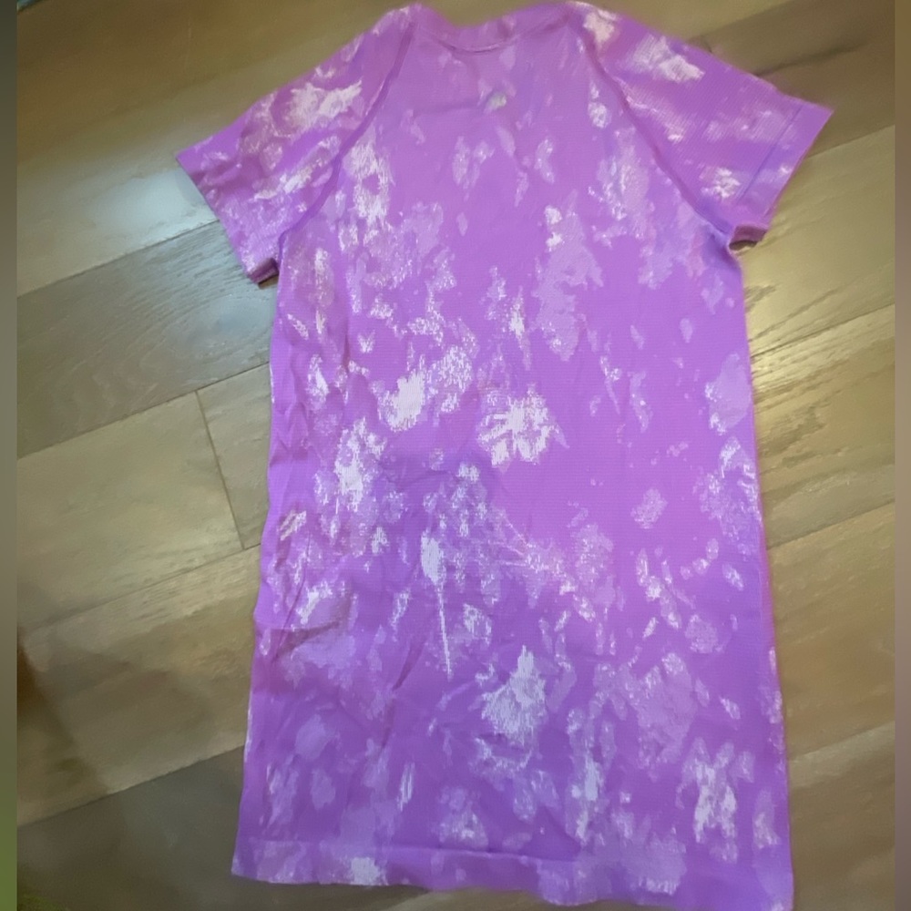 Purple Patterned Lululemon Swiftly Tech! - image 2